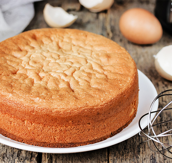スポンジケーキの画像